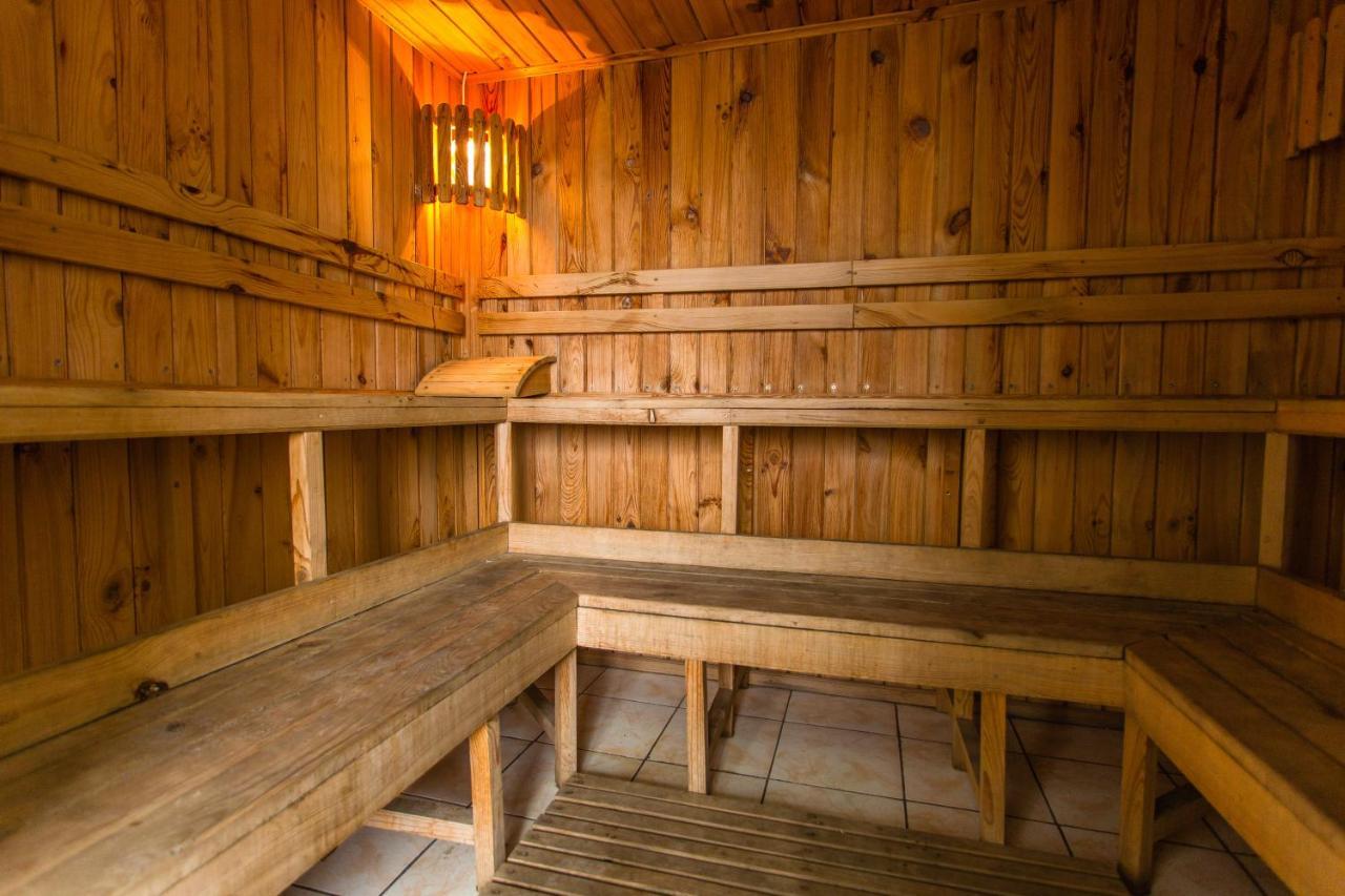 Hostel Horia Plopeni المظهر الخارجي الصورة