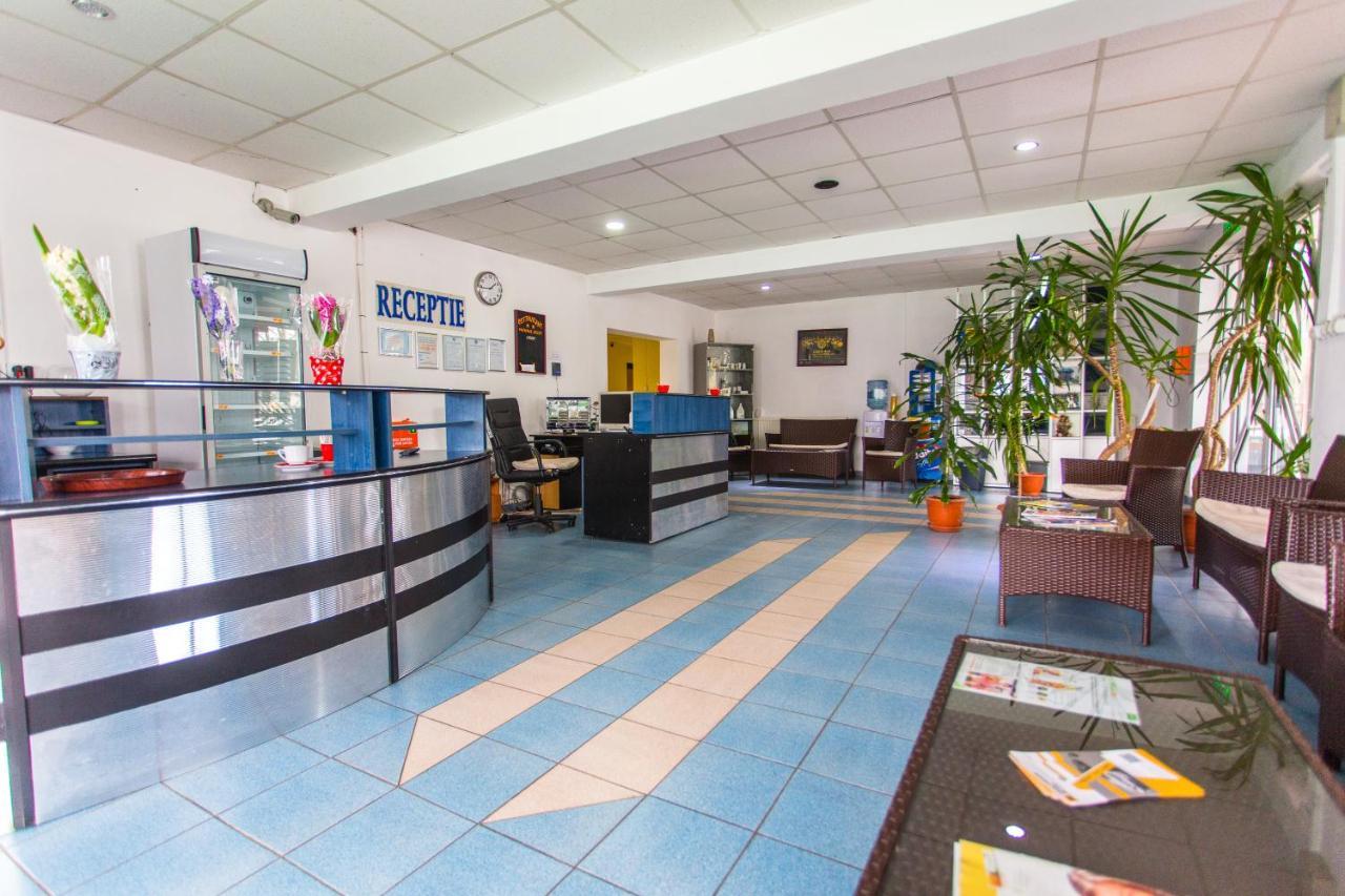 Hostel Horia Plopeni المظهر الخارجي الصورة