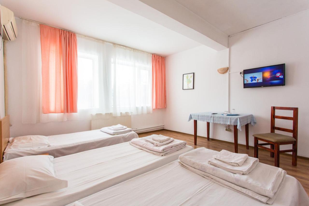 Hostel Horia Plopeni المظهر الخارجي الصورة