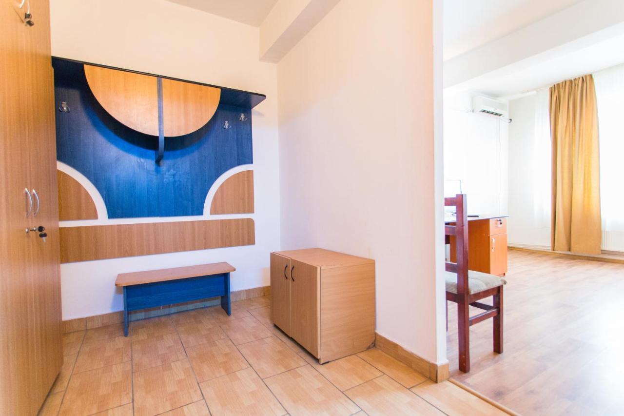 Hostel Horia Plopeni المظهر الخارجي الصورة